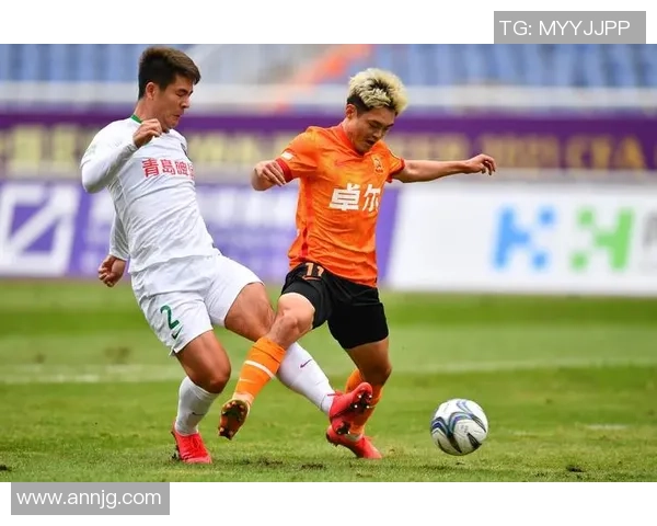 武汉足球队意识对比分析：从战术思维到团队协作的深度剖析